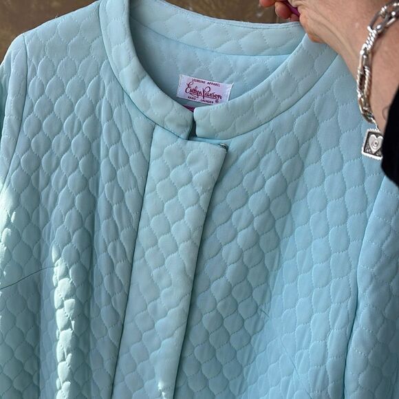 Vintage Evelyn Pearson Lounging Robe - Picture 6 of 7